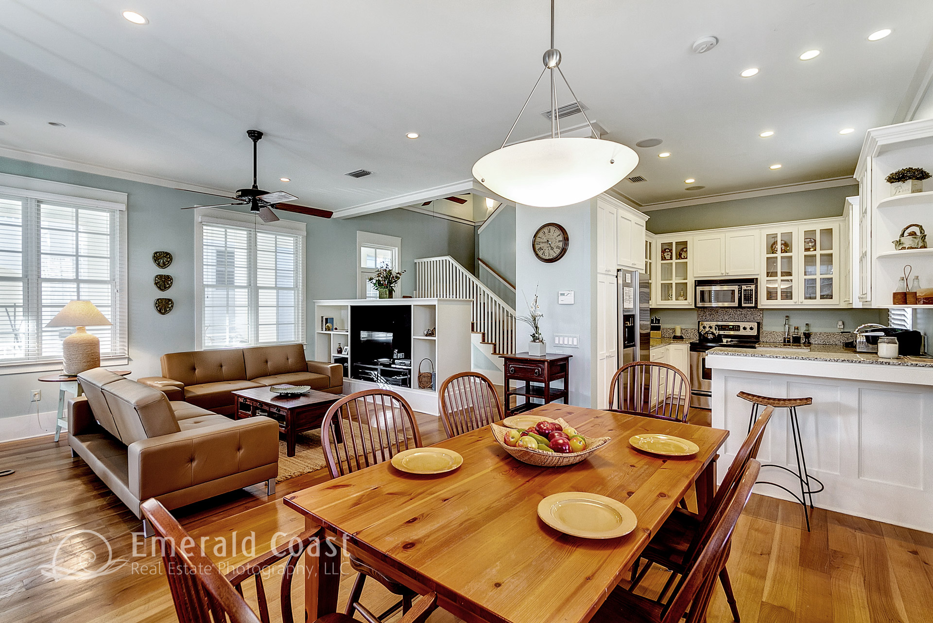casual dining Room
