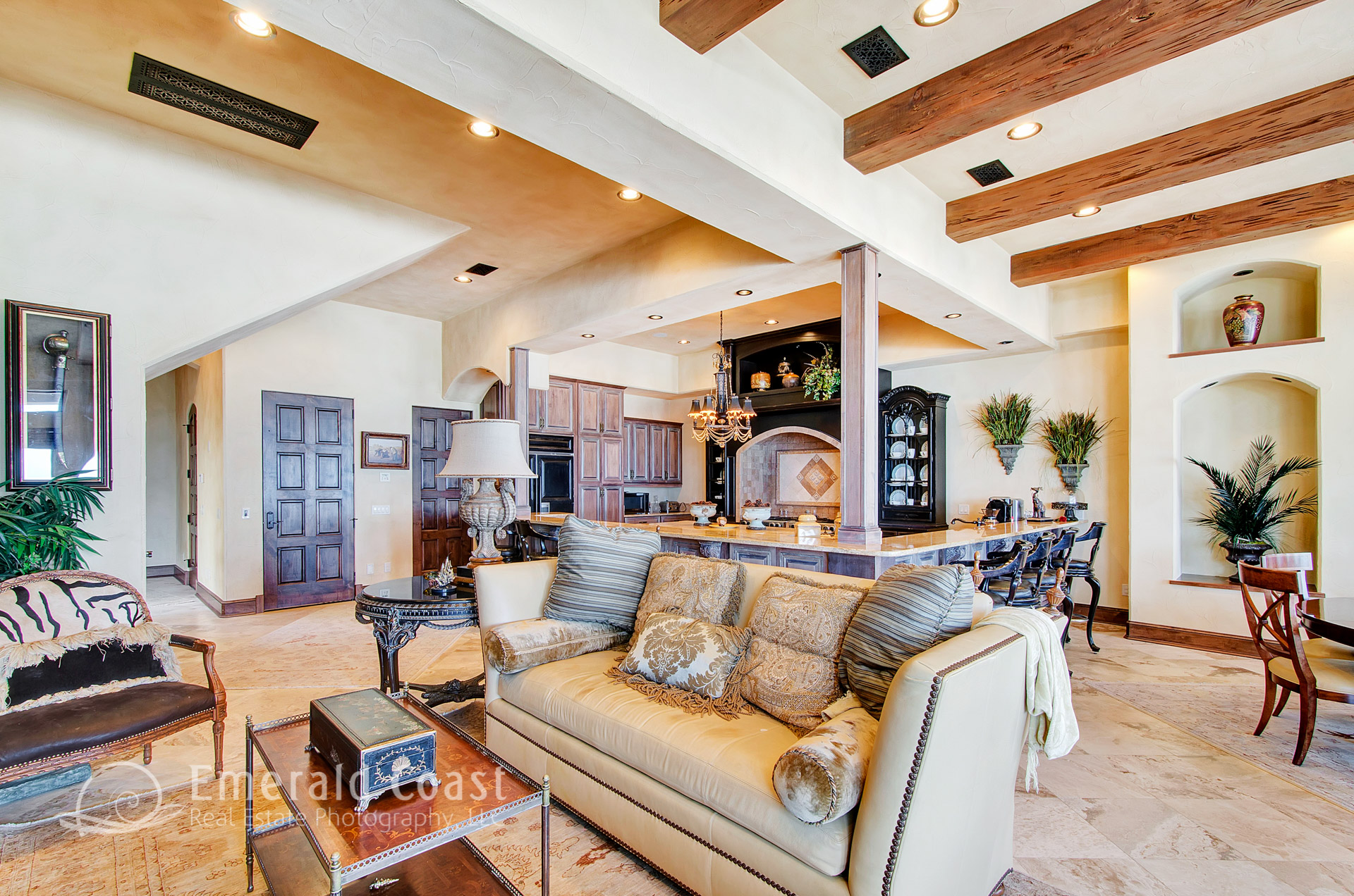 beach style living room in Destin