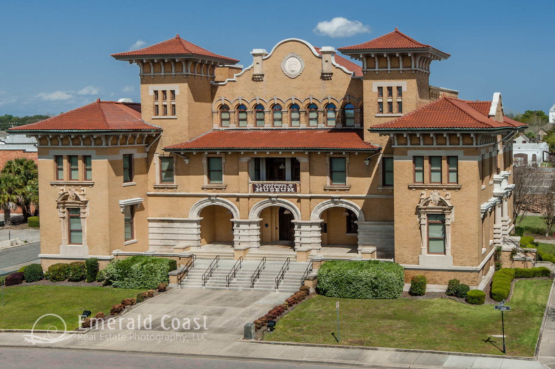 aerial photo of Wentworth museum